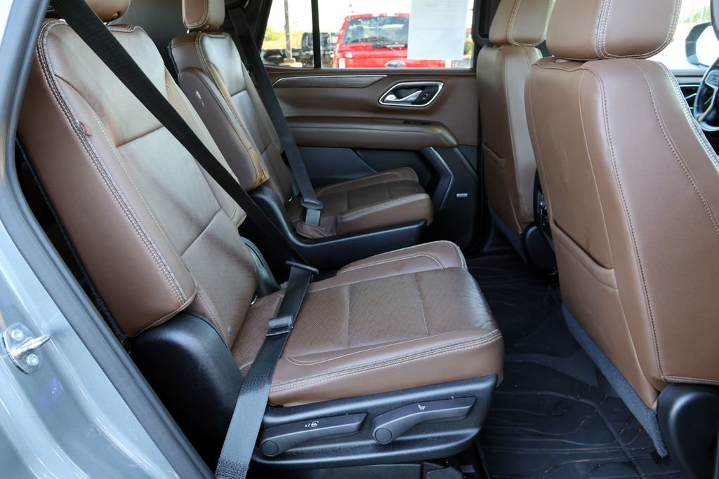 Used 2021 Chevrolet Tahoe High Country RWD image 25