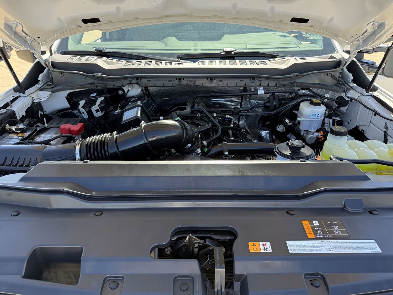 Certified 2025 Ford F250 XL w/ XL Chrome Package image 25