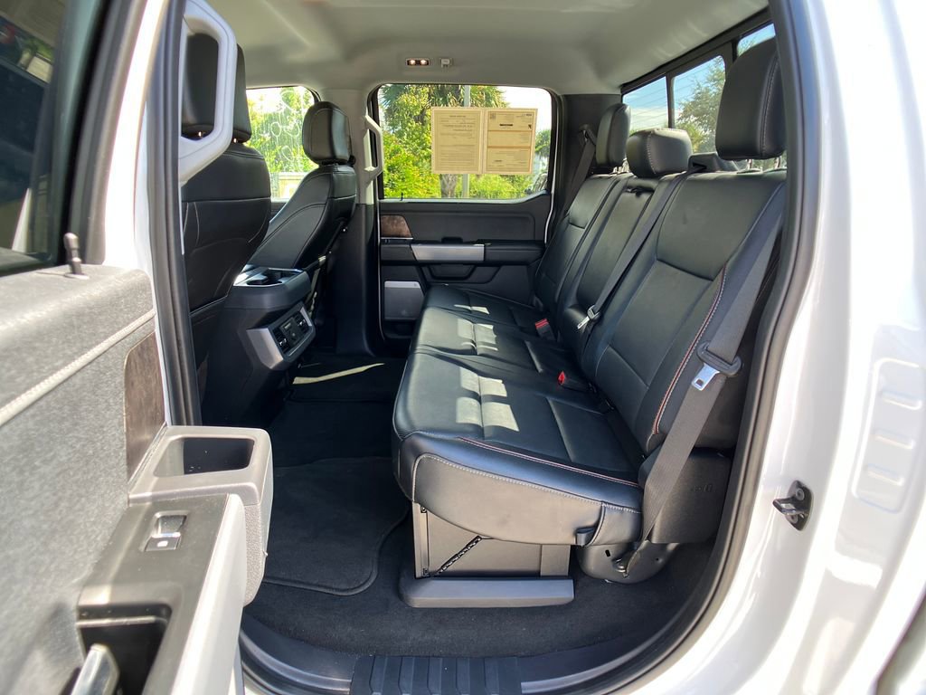 Certified 2024 Ford F250 Lariat image 32