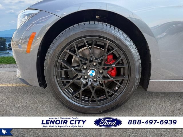 Used 2018 BMW 330i Sedan w/ Convenience Package RWD image 9