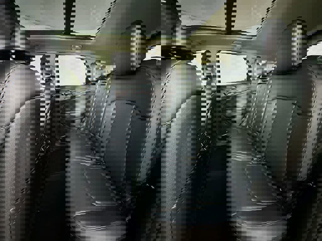 Used 2023 Kia Sportage SX image 17