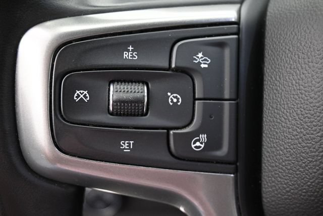 Used 2025 Chevrolet Silverado 1500 LT AWD/4WD image 19