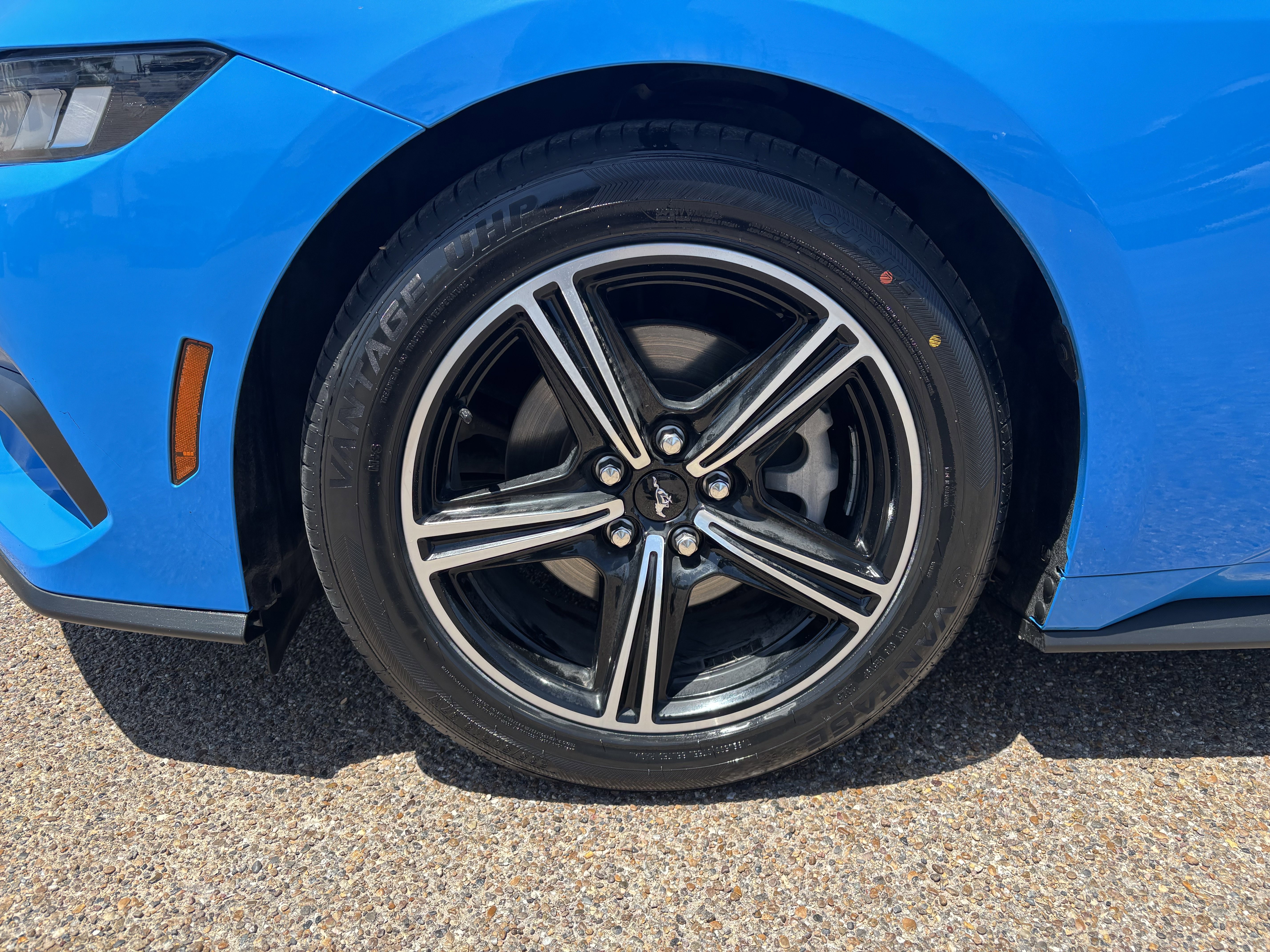 Certified 2024 Ford Mustang Coupe image 8