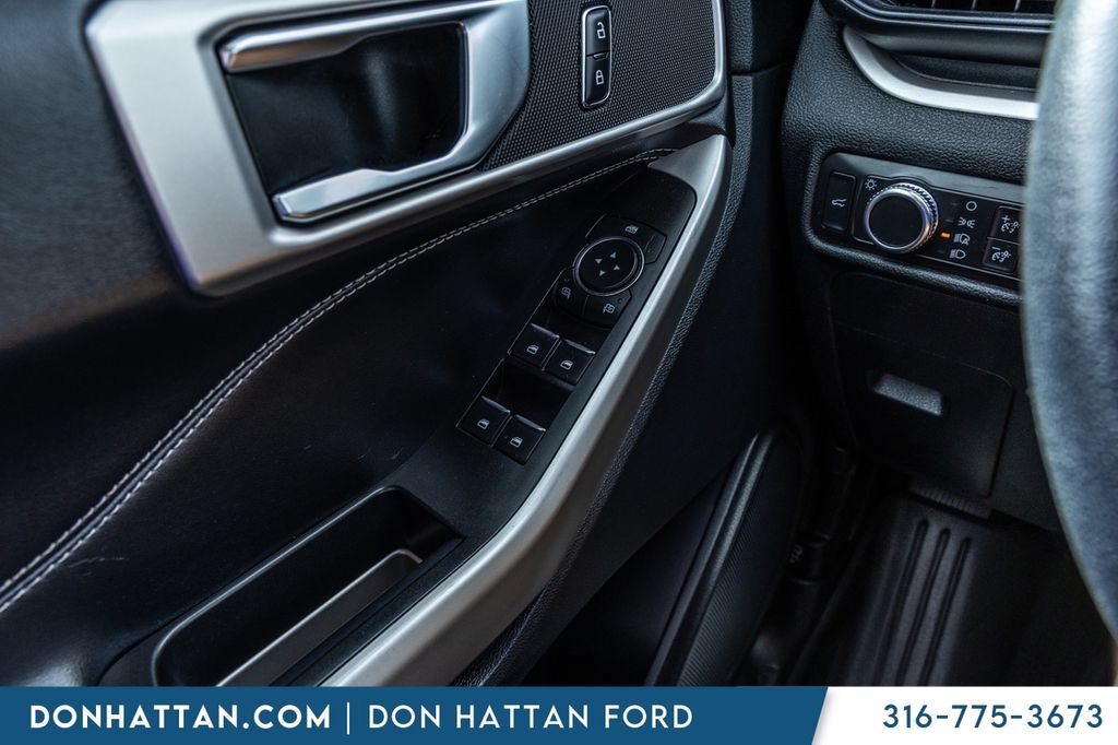 Certified 2021 Ford Explorer XLT AWD/4WD image 11