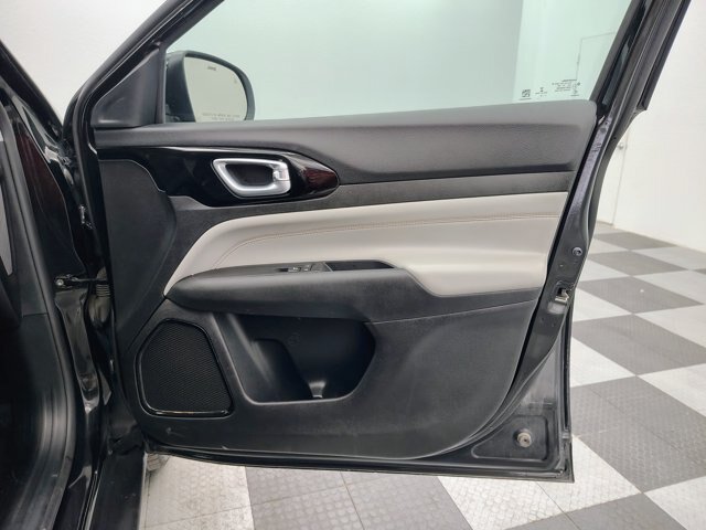Used 2022 Jeep Compass Limited AWD/4WD image 24