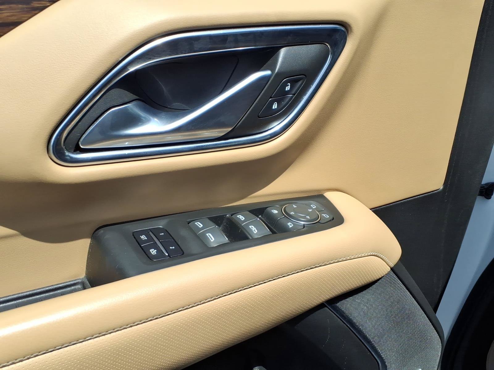 Used 2022 Chevrolet Tahoe Premier w/ Texas Edition RWD image 12