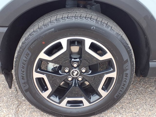 Certified 2024 Ford Bronco Sport Outer Banks AWD/4WD image 30