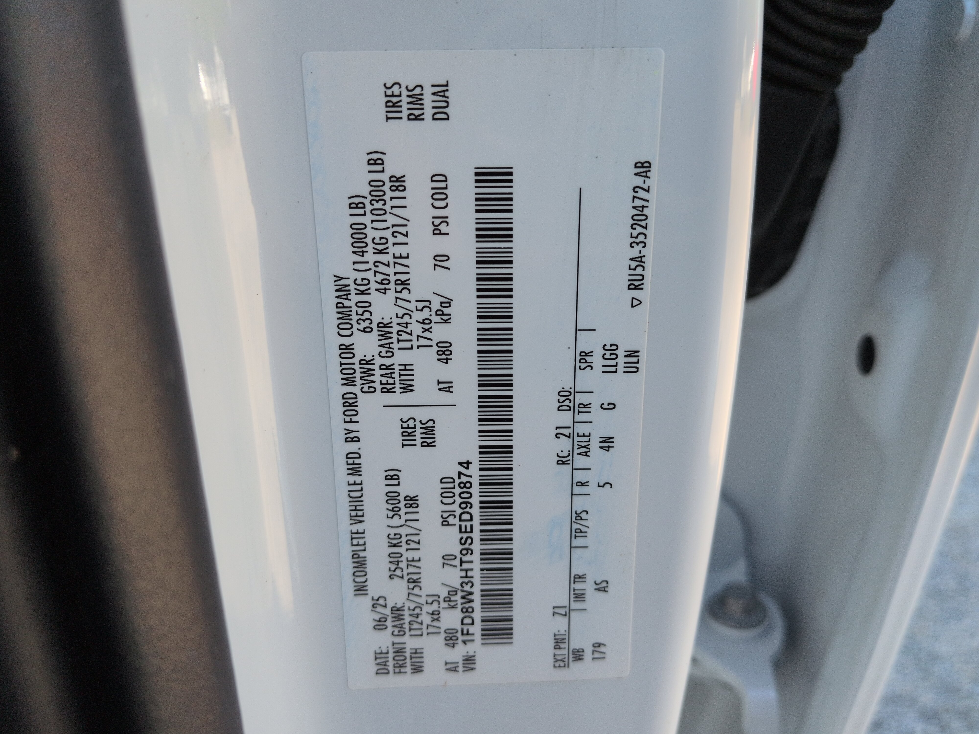 Certified 2025 Ford F350 XL w/ XL Chrome Package AWD/4WD image 25