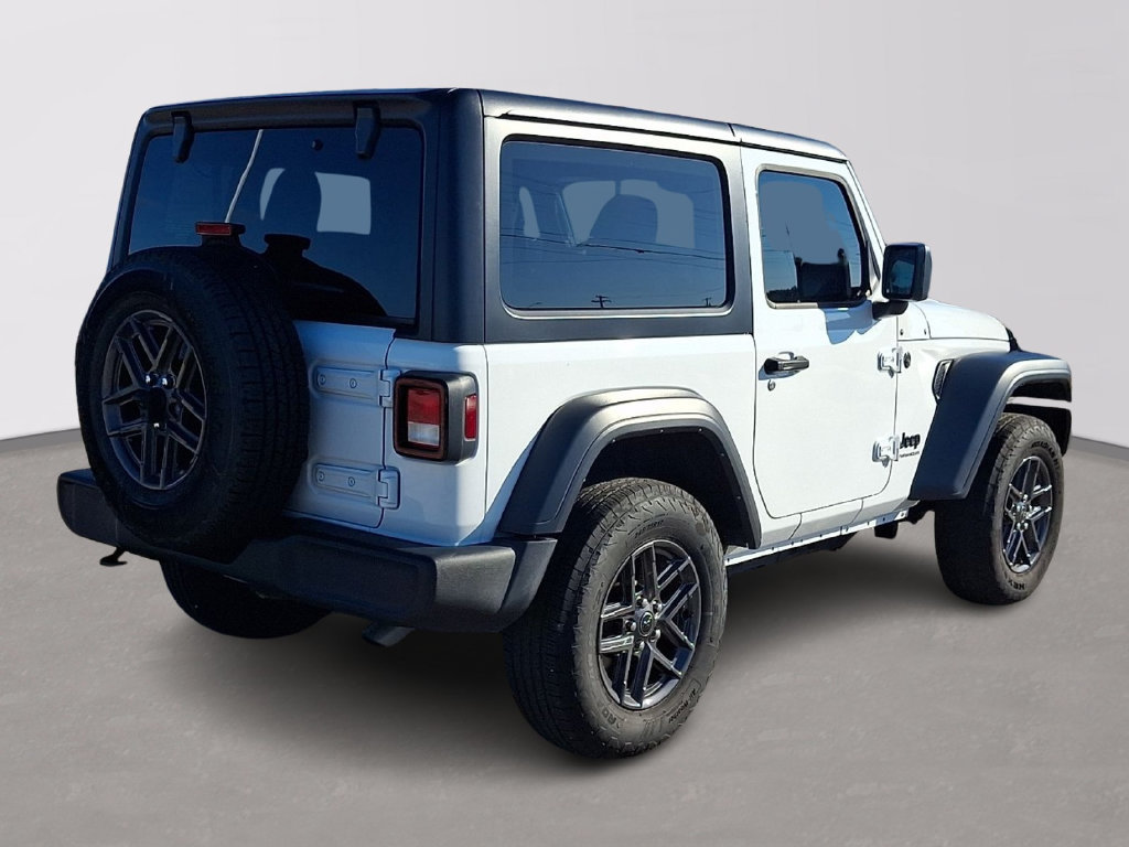Used 2025 Jeep Wrangler Sport AWD/4WD image 6