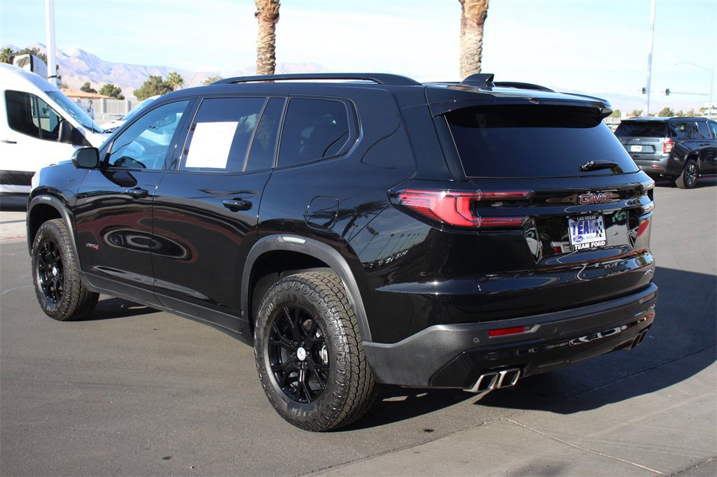 Used 2024 GMC Acadia AT4 w/ Luxury Package image 5