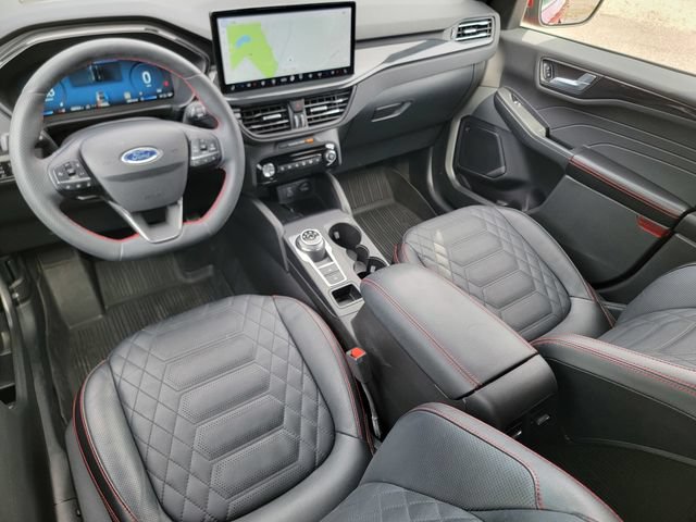 Certified 2023 Ford Escape ST-Line Elite w/ Premium Technology Package AWD/4WD image 38