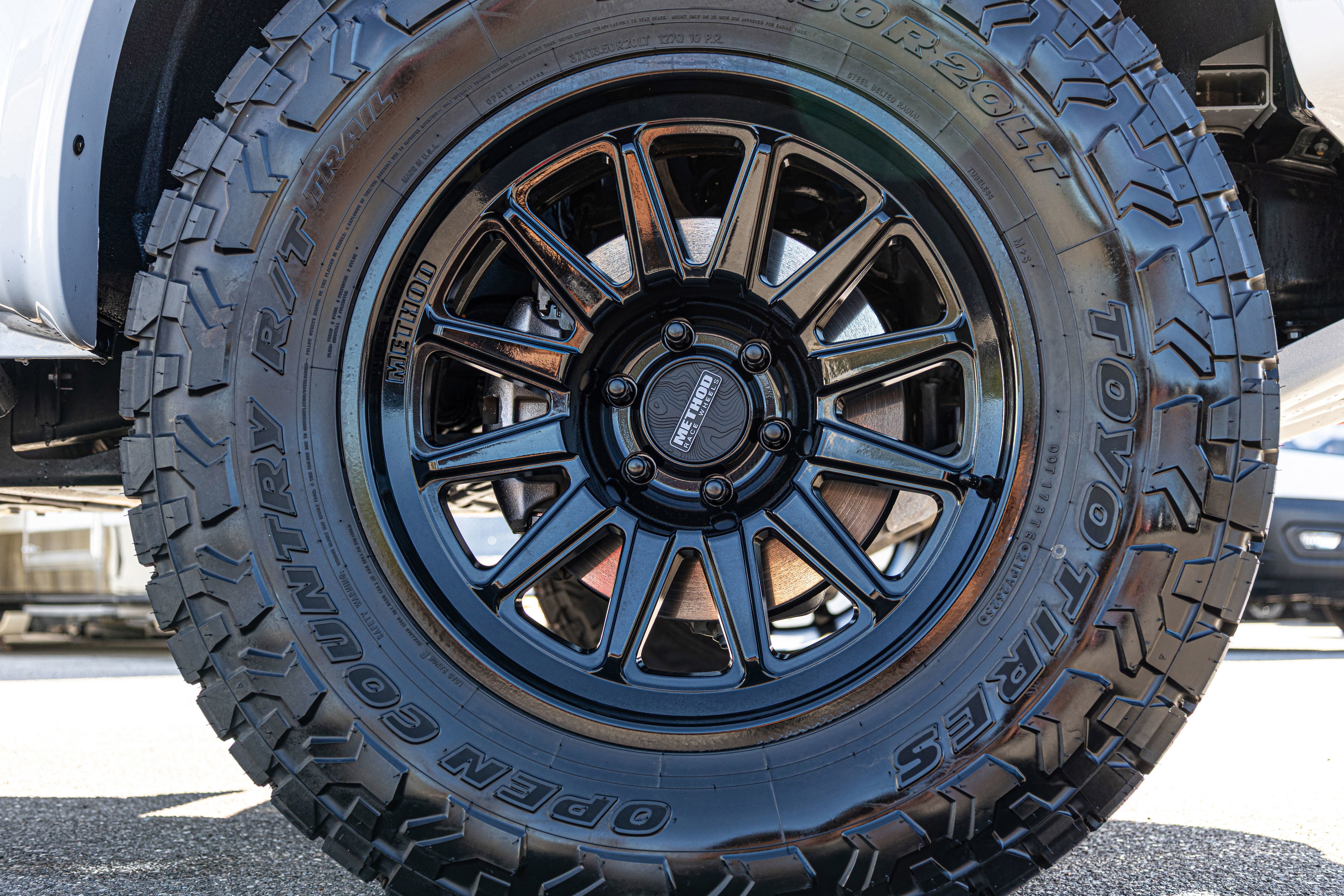 Certified 2025 Ford F150 Raptor w/ Equipment Group 803A Raptor R image 18