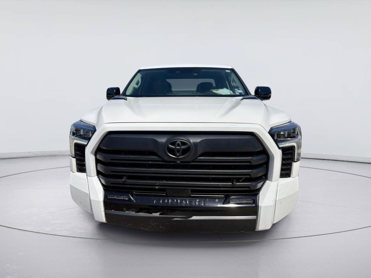 Used 2024 Toyota Tundra Limited AWD/4WD image 10