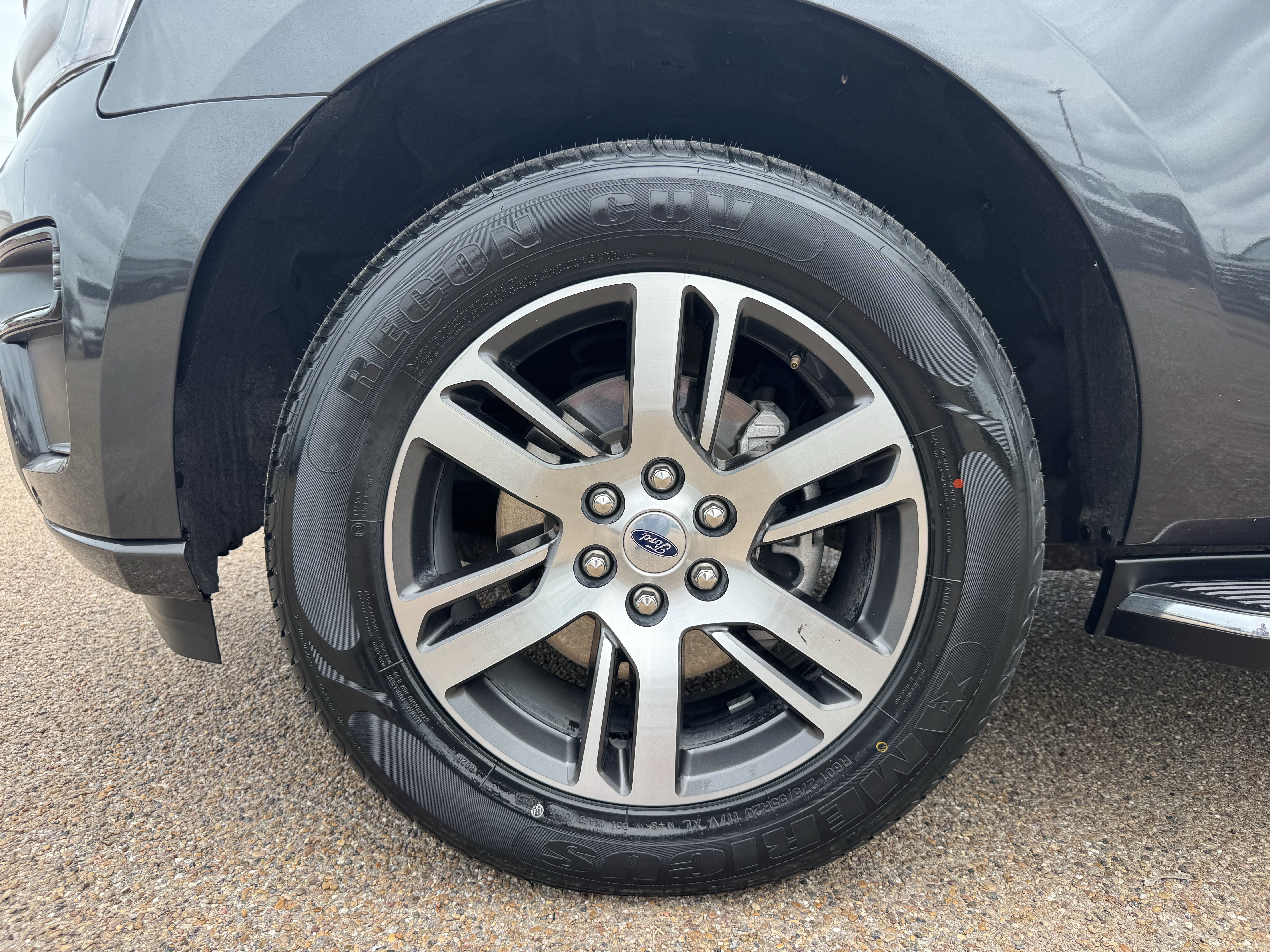 Certified 2023 Ford Expedition XLT RWD image 7