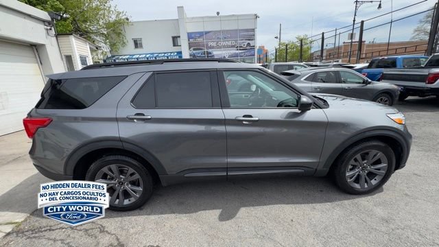 Certified 2023 Ford Explorer XLT w/ Equipment Group 202A AWD/4WD image 4