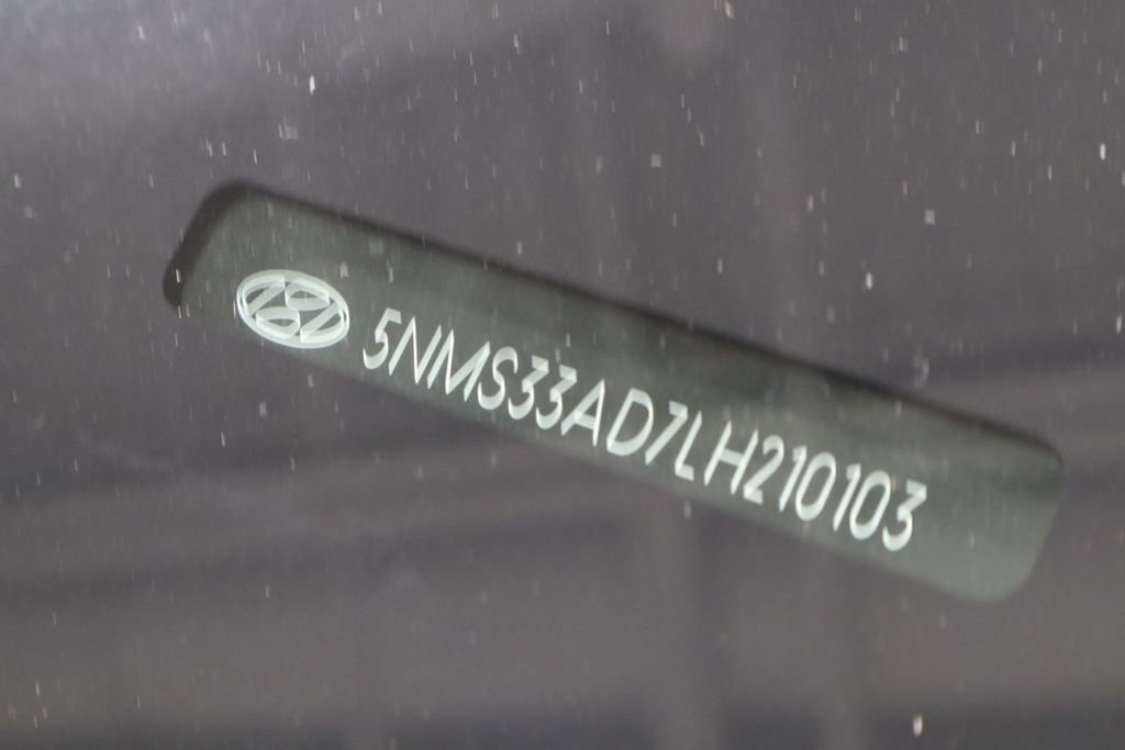 Used 2020 Hyundai Santa Fe SEL FWD image 34
