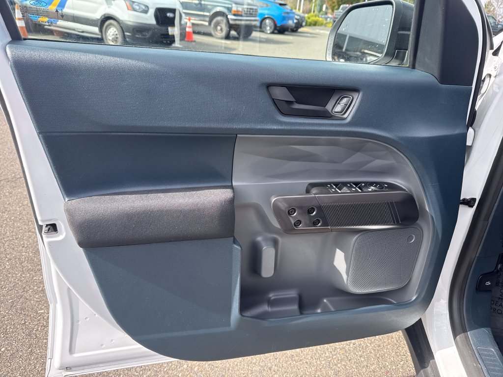 Certified 2024 Ford Maverick XL FWD image 17