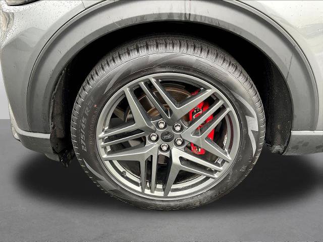 Certified 2025 Ford Explorer ST AWD/4WD image 37