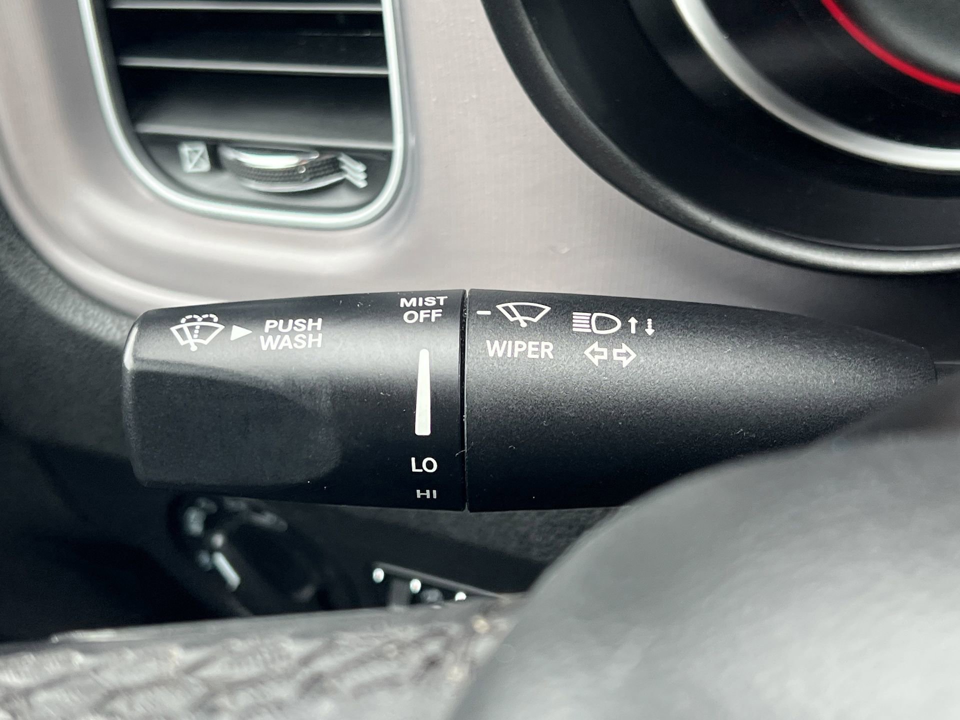 Used 2023 Dodge Charger SXT image 18