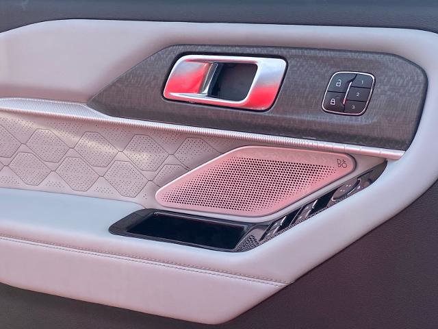 Certified 2025 Ford Explorer Platinum w/ Ultimate Package image 19