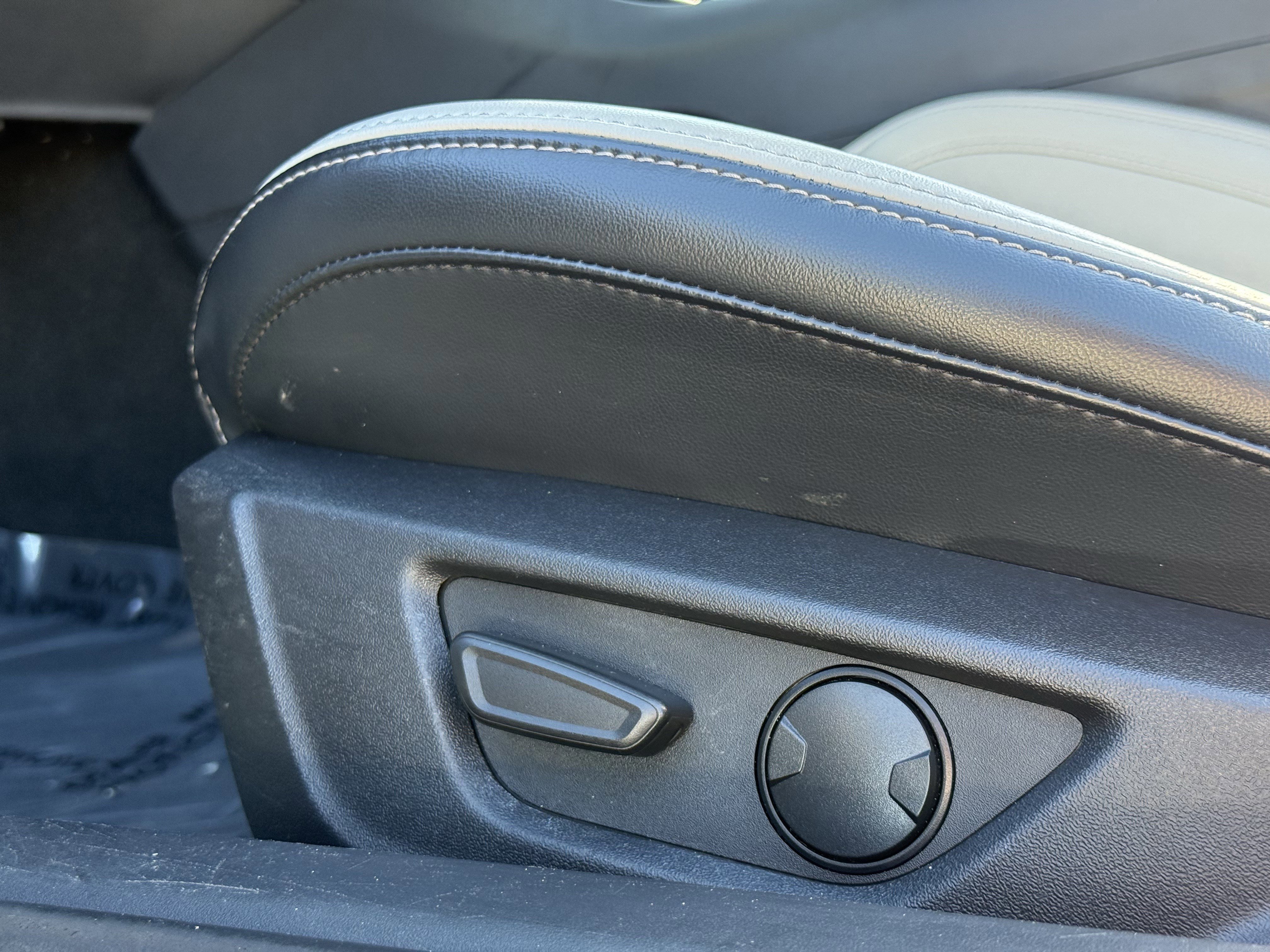 Certified 2024 Ford Mustang Premium image 19