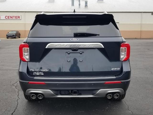 Certified 2023 Ford Explorer Platinum w/ Technology Package AWD/4WD image 3