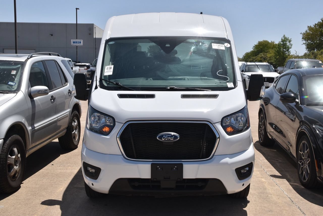 Certified 2025 Ford Transit 350 XLT RWD image 3