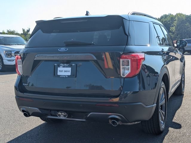 Certified 2022 Ford Explorer XLT w/ Equipment Group 202A RWD image 3
