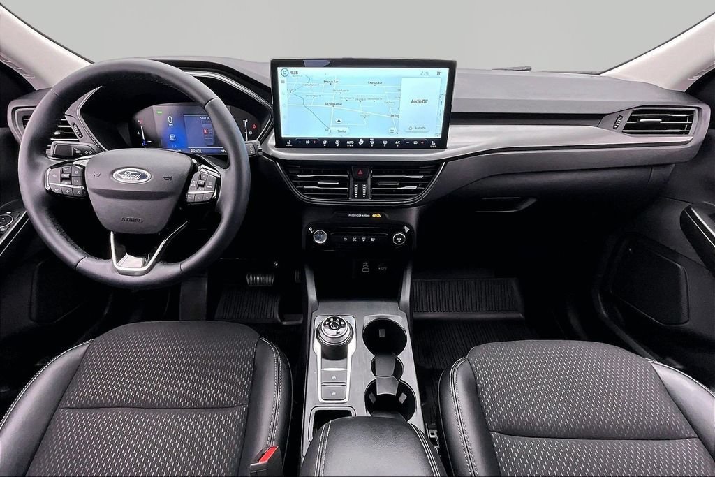 Certified 2025 Ford Escape SE FWD image 16