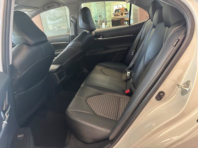 Used 2023 Toyota Camry SE FWD image 11