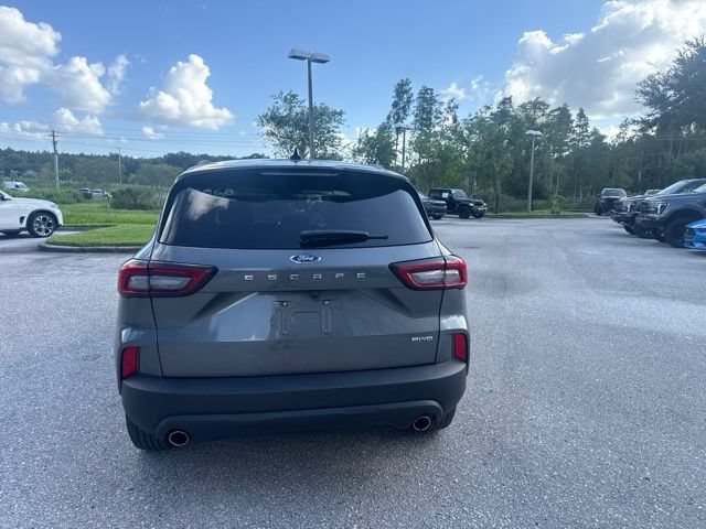 Certified 2025 Ford Escape ST-Line Select AWD/4WD image 5