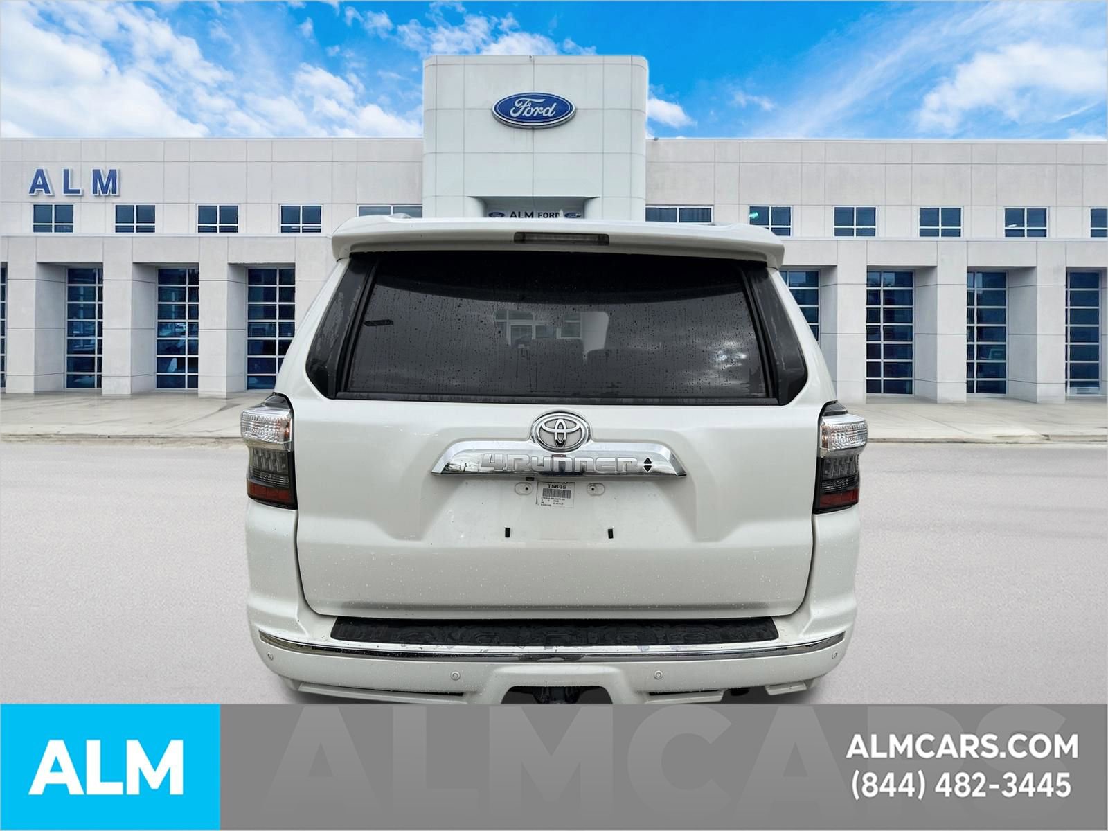 Used 2018 Toyota 4Runner Limited image 8