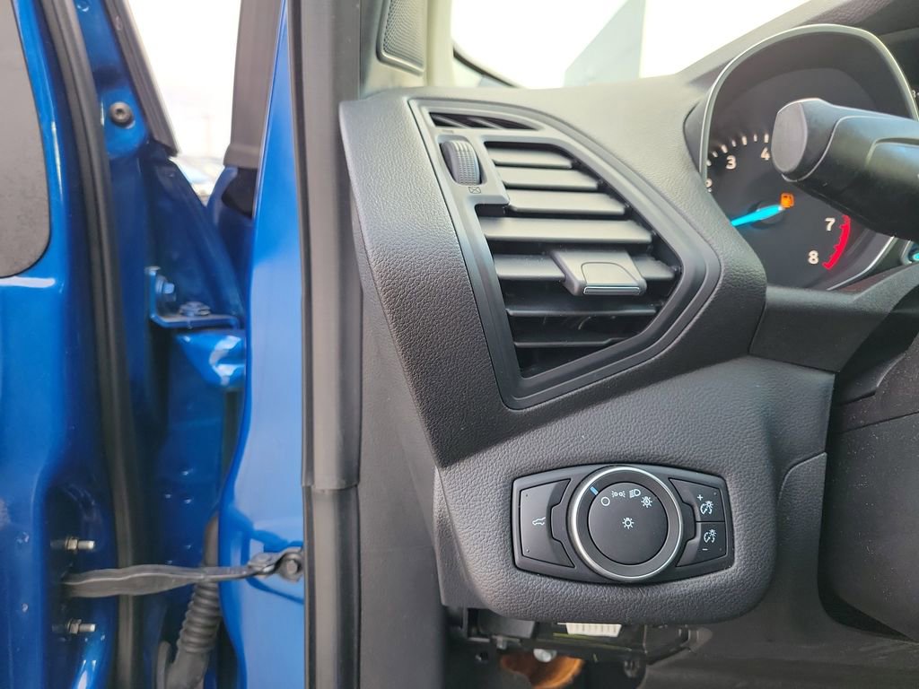 Certified 2019 Ford Escape S image 21