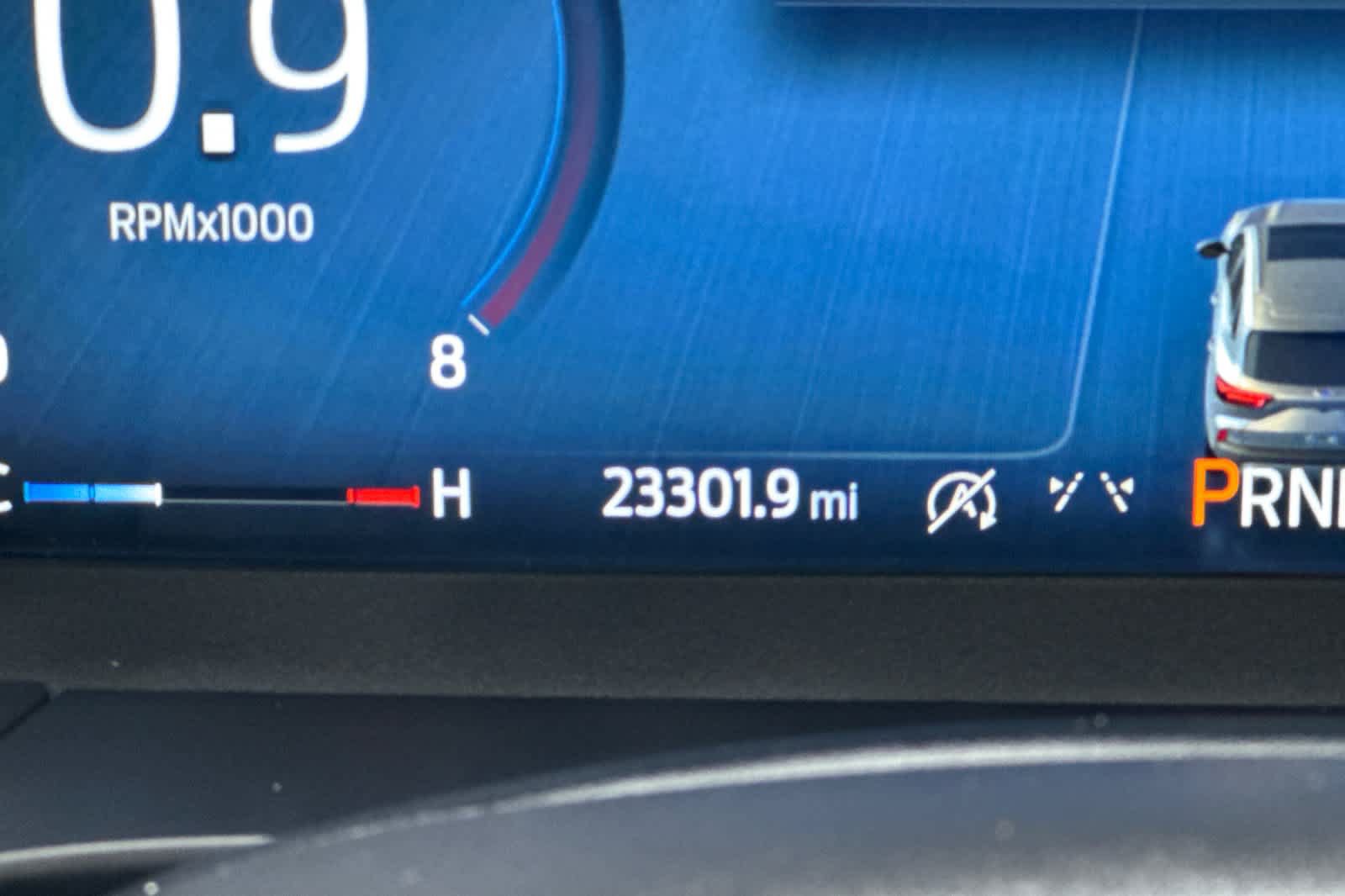 Certified 2025 Ford Escape Platinum AWD/4WD image 26