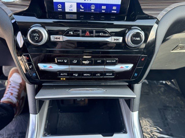 Certified 2023 Ford Explorer Limited w/ Limited Technology Package image 21