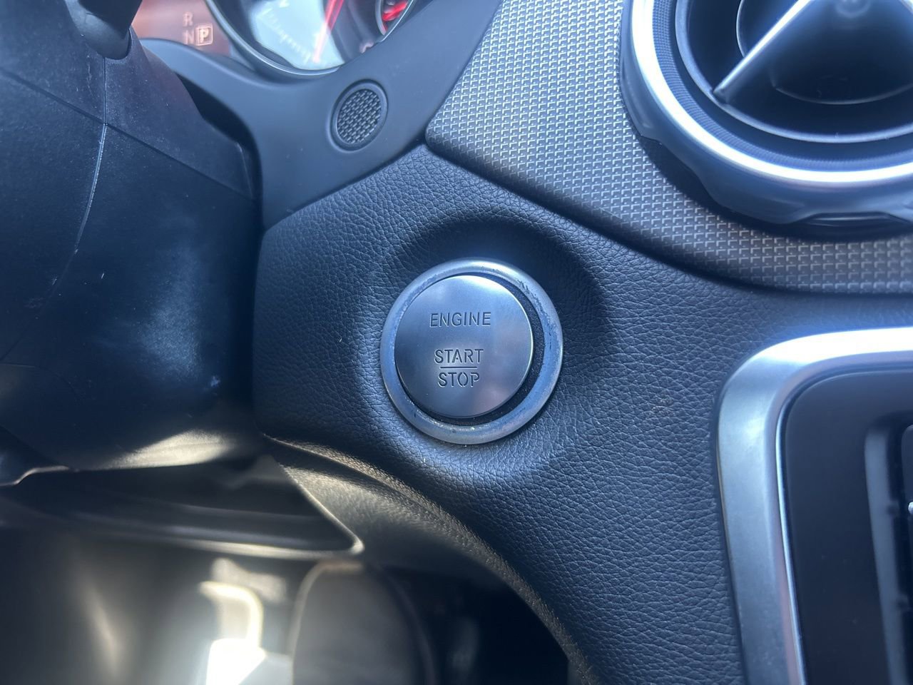 Used 2020 Mercedes-Benz GLA 250 4MATIC image 30