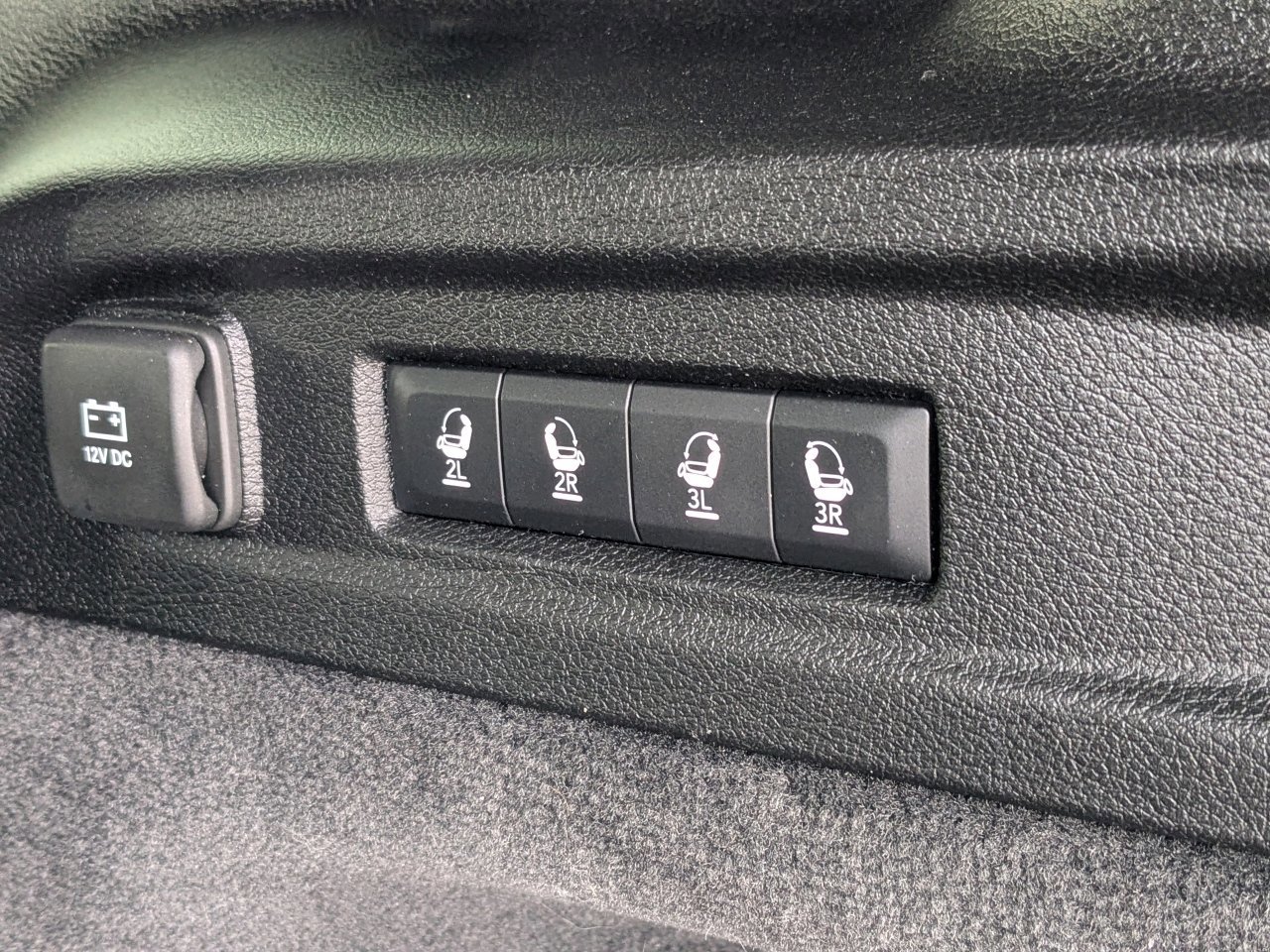 Used 2021 Jeep Grand Cherokee L Summit w/ Advanced Protech Group IV image 16