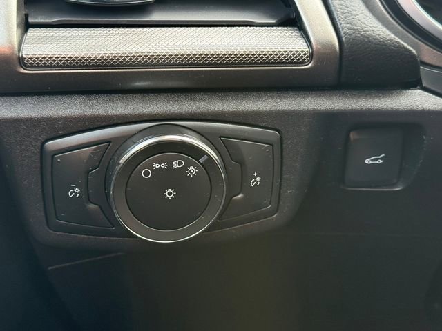 Certified 2017 Ford Fusion SE w/ Fusion SE Technology Package image 22