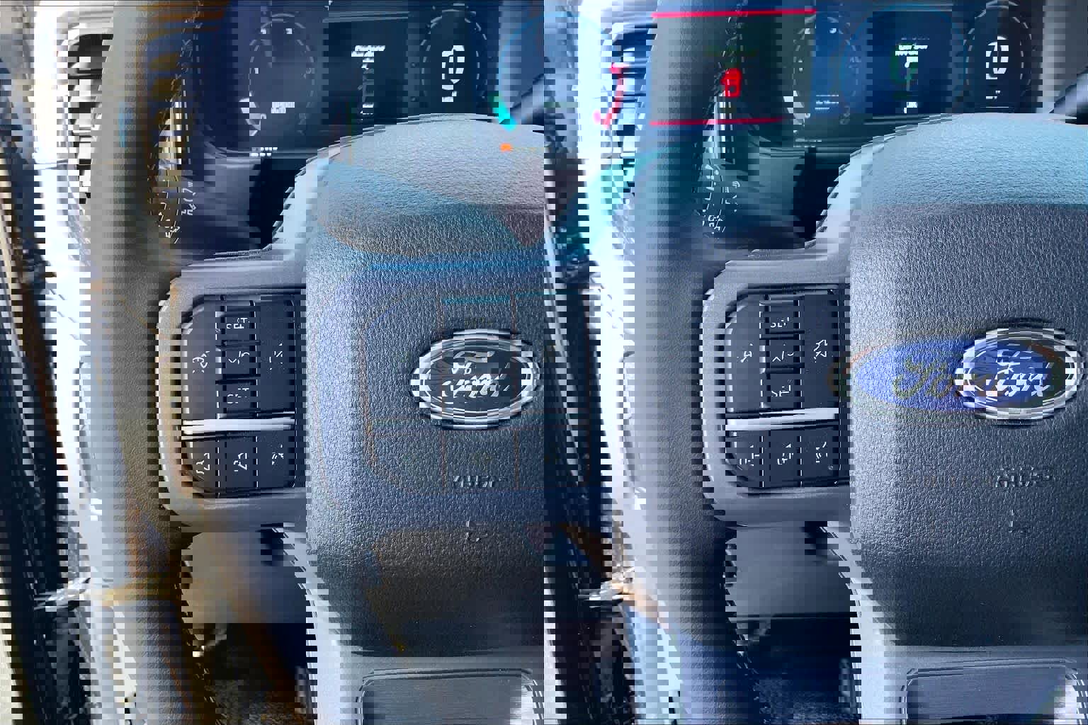 Certified 2025 Ford F450 Lariat w/ Chrome Package image 23