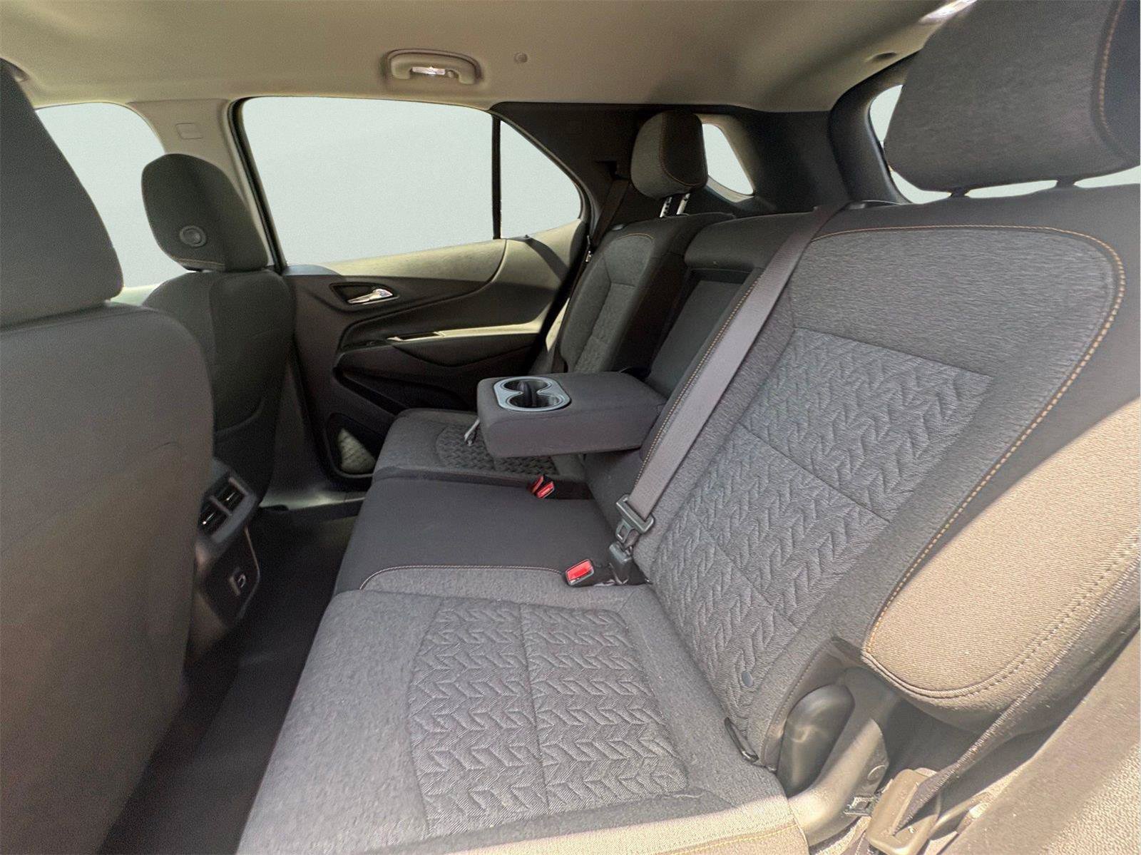 Used 2022 Chevrolet Equinox LT AWD/4WD image 9