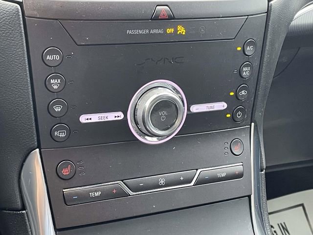 Certified 2020 Ford Edge Titanium FWD image 29