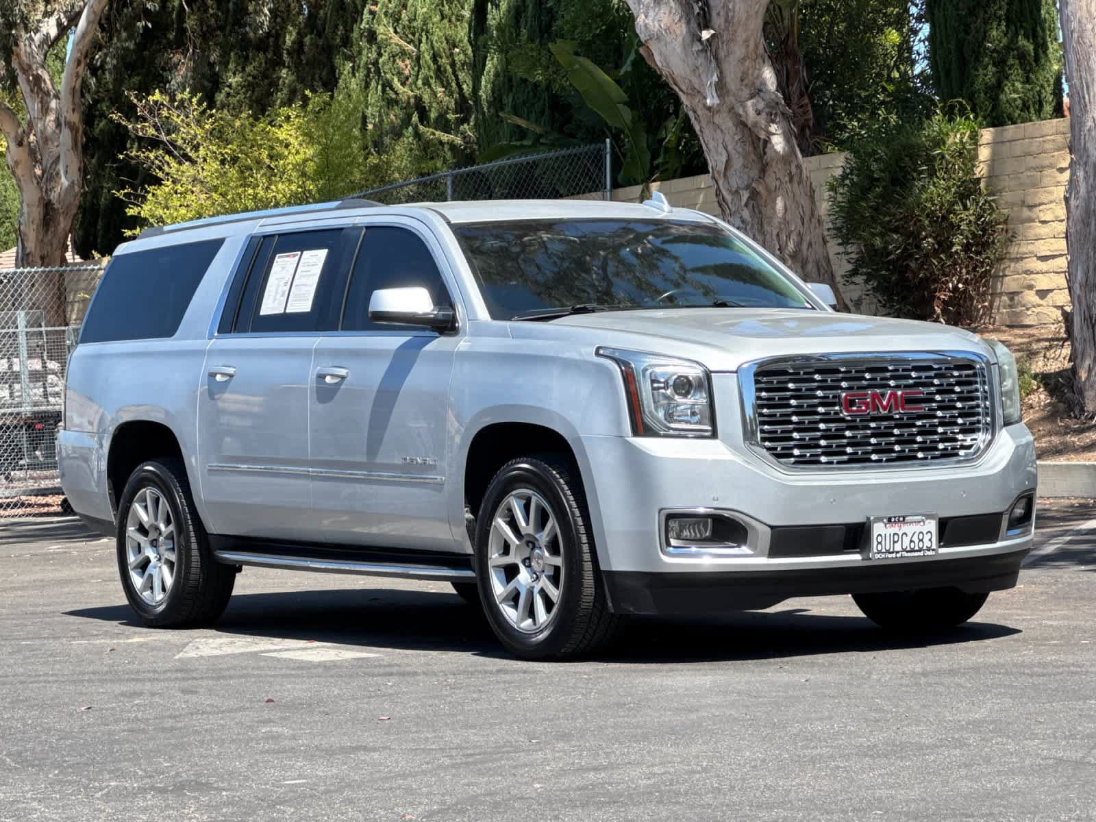 Used 2019 GMC Yukon XL Denali RWD image 9