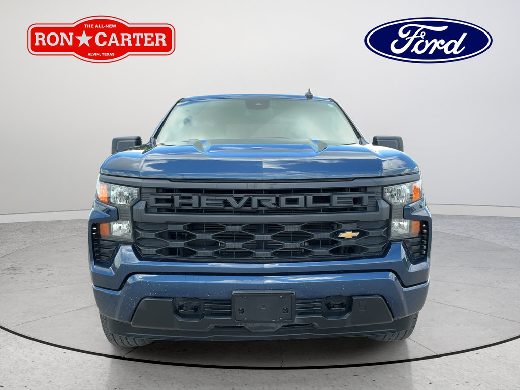 Used 2022 Chevrolet Silverado 1500 Custom RWD image 2