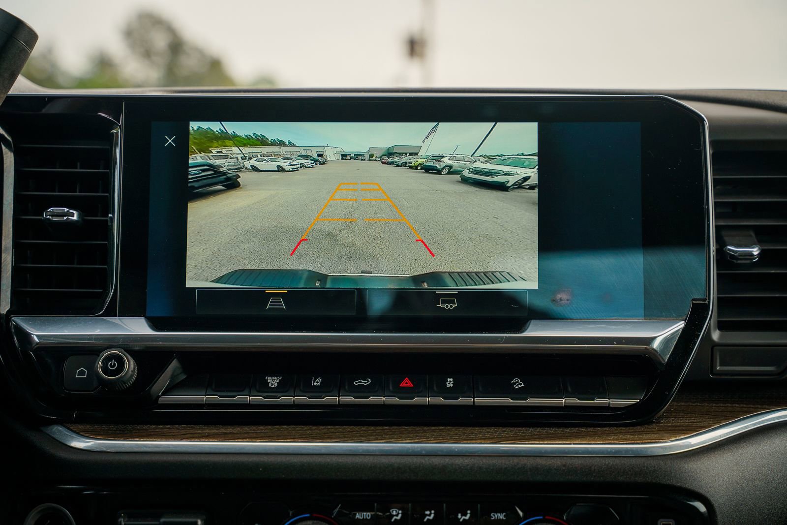 Used 2024 Chevrolet Silverado 2500 LT image 37