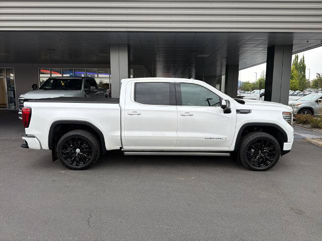 Used 2023 GMC Sierra 1500 Denali Ultimate AWD/4WD image 7