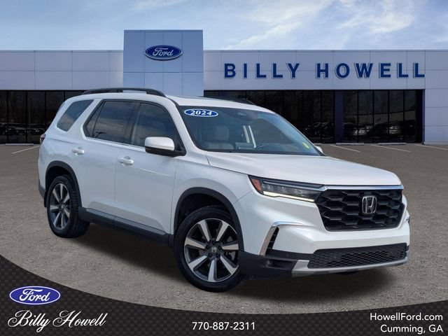 Used 2024 Honda Pilot Touring image 1