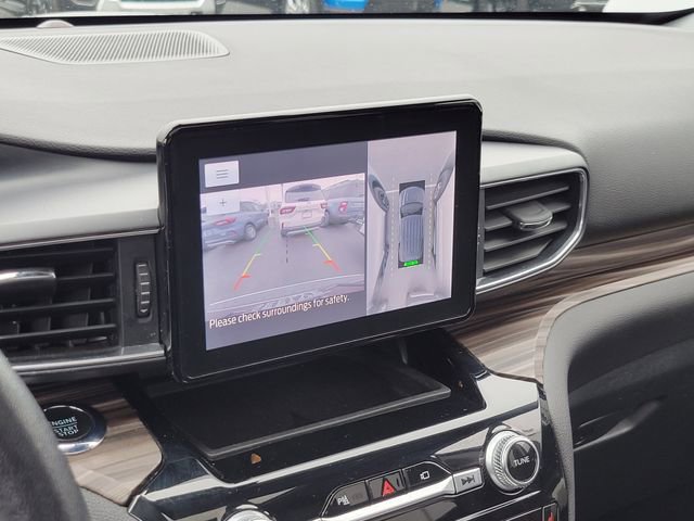 Certified 2022 Ford Explorer Limited w/ Equipment Group 301A AWD/4WD image 19