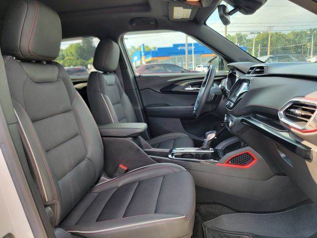Used 2022 Chevrolet TrailBlazer RS w/ Sun and Liftgate Package AWD/4WD image 23