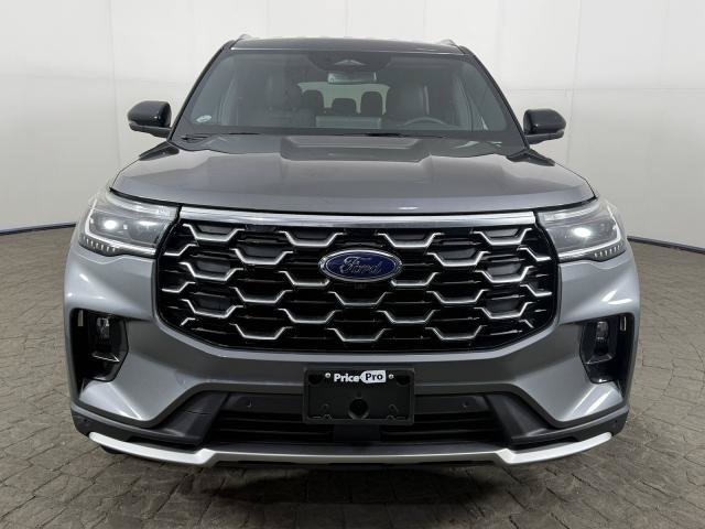 Certified 2026 Ford Explorer Platinum AWD/4WD image 2