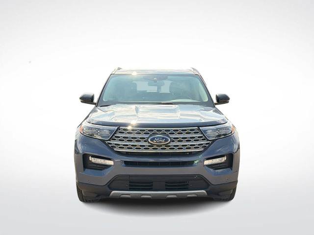 Certified 2021 Ford Explorer Limited w/ Equipment Group 301A AWD/4WD image 3